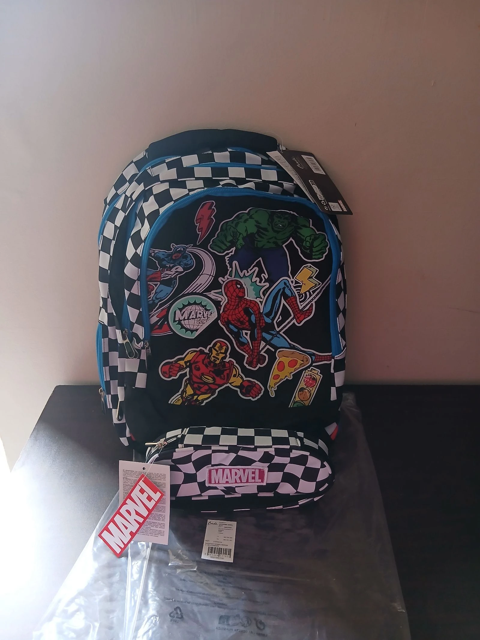 Sac à dos Marvel avec sa trousse 